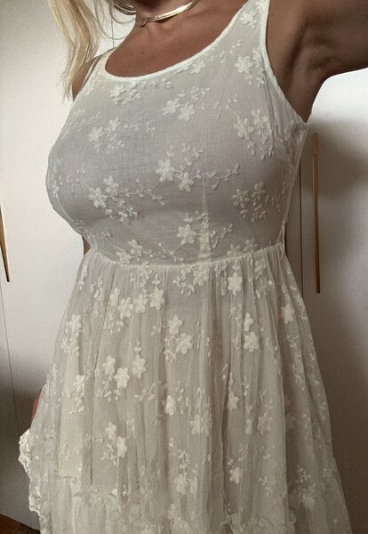 Rochie feminina din dantela cu captuseala